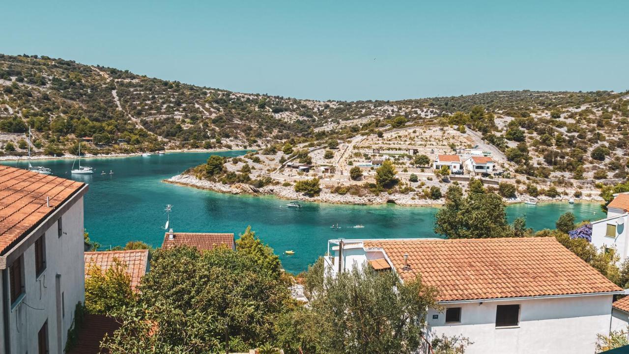 Fully Renovated One Bedroom Apartment With A Seaview - A Sevid Exterior foto