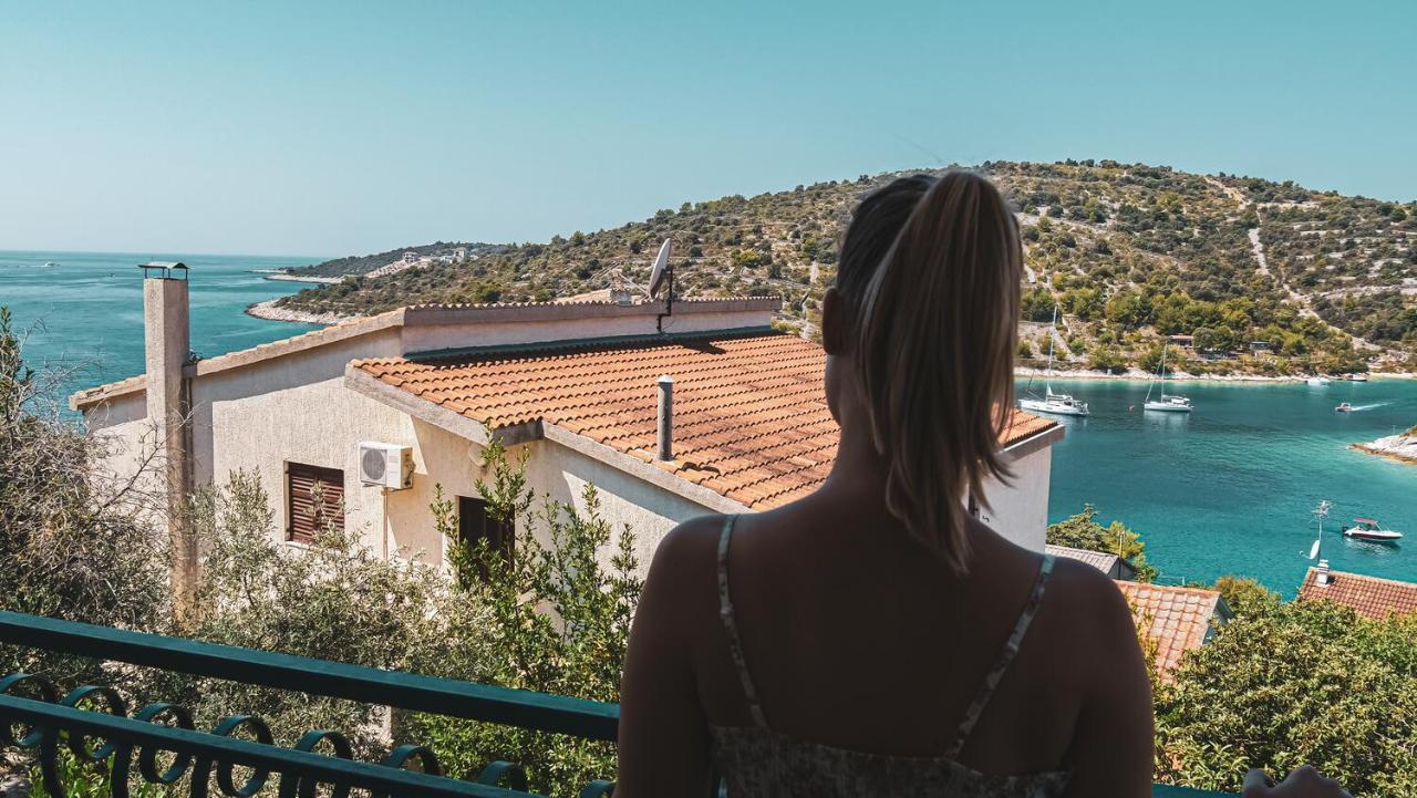 Fully Renovated One Bedroom Apartment With A Seaview - A Sevid Exterior foto